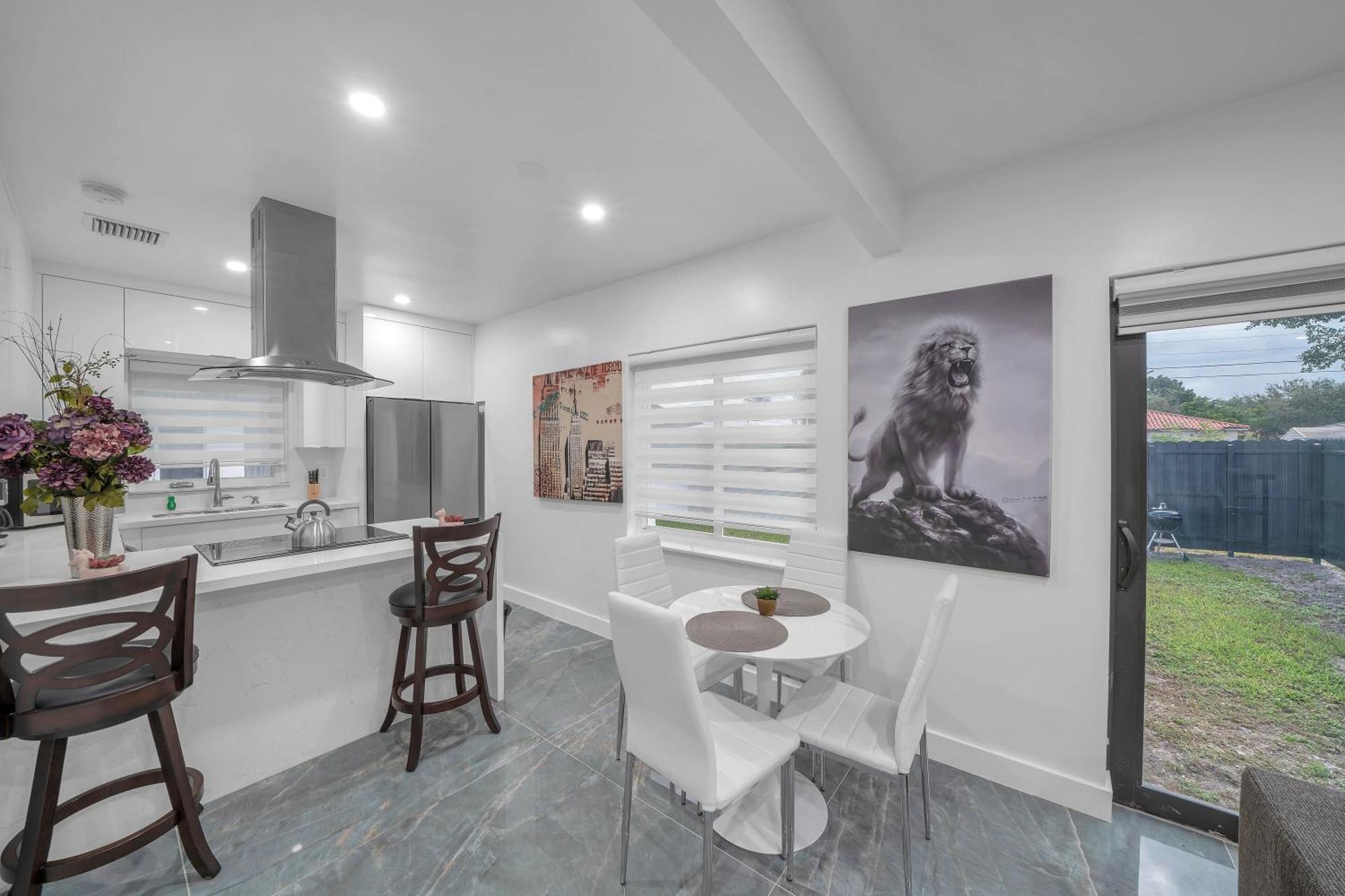 Biscayne Park 2 1 - Renovated Duplex W Pool Exterior foto