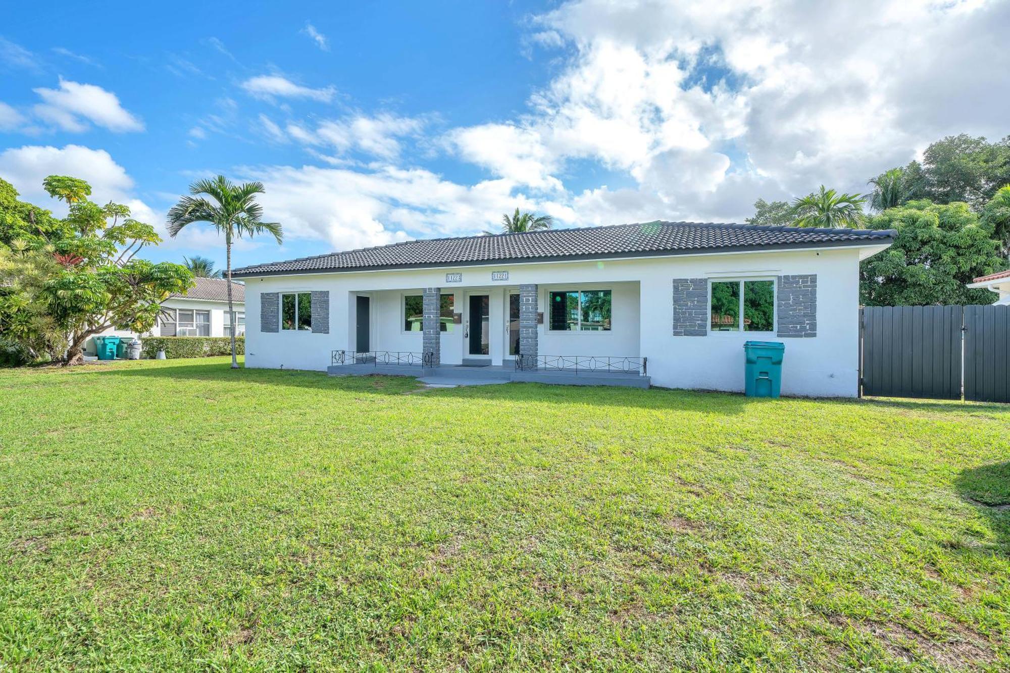 Biscayne Park 2 1 - Renovated Duplex W Pool Exterior foto