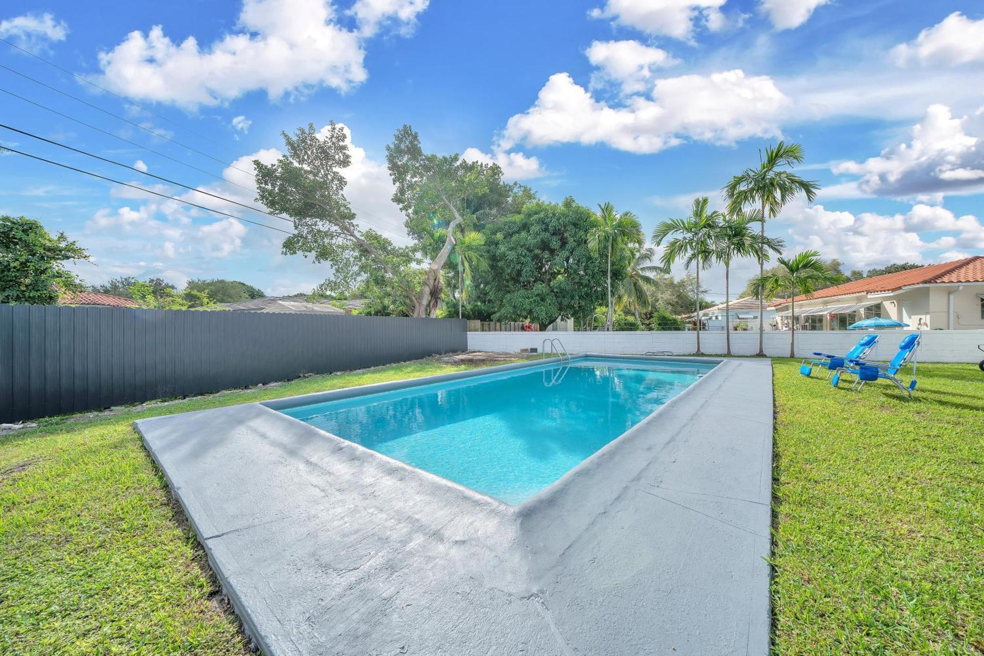 Biscayne Park 2 1 - Renovated Duplex W Pool Exterior foto